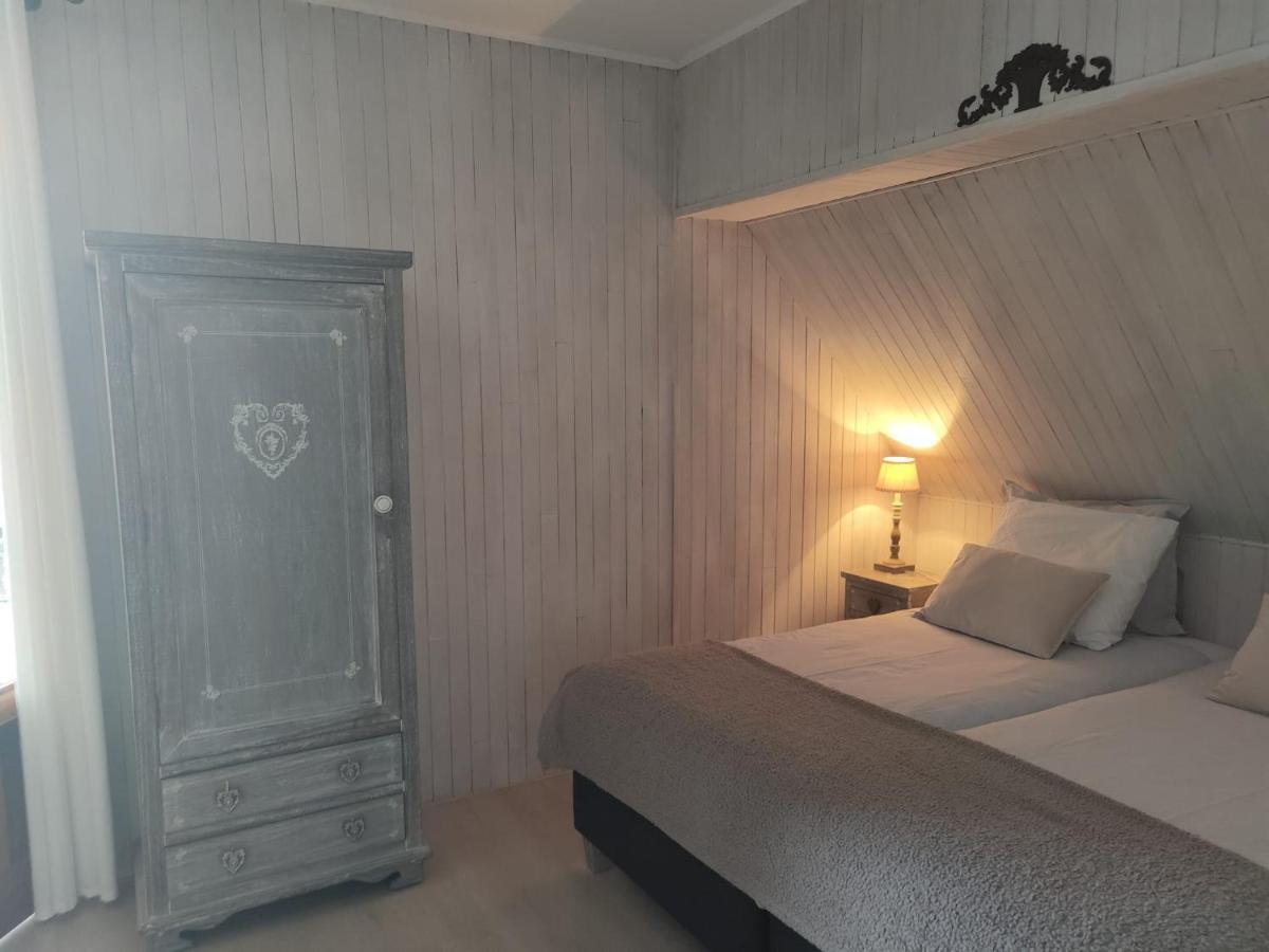 La Maison Du Chevalier Frühstückspension